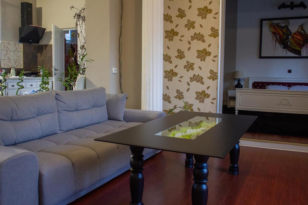 Yox Apartment 1 Oradea Luaran gambar