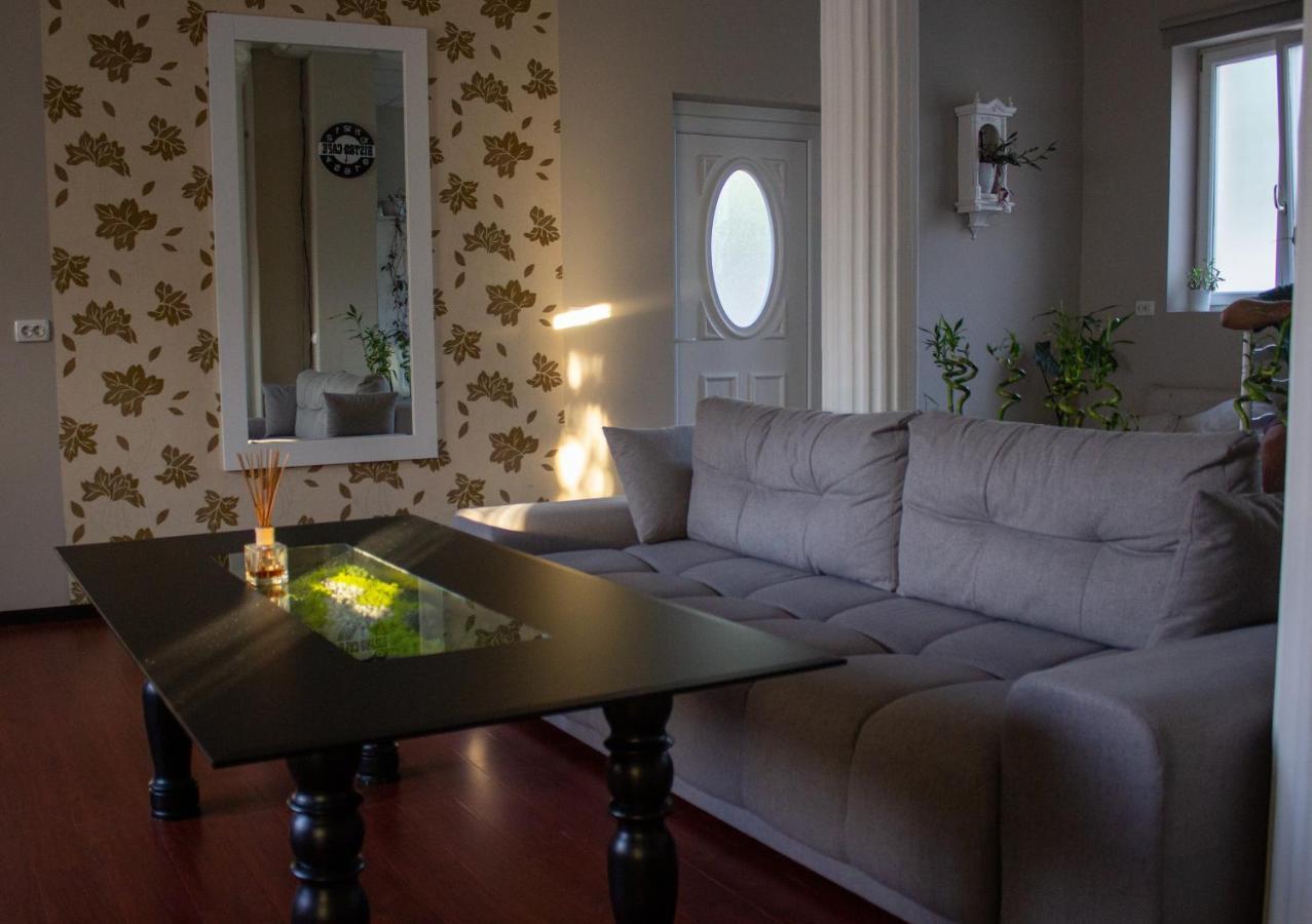 Yox Apartment 1 Oradea Luaran gambar