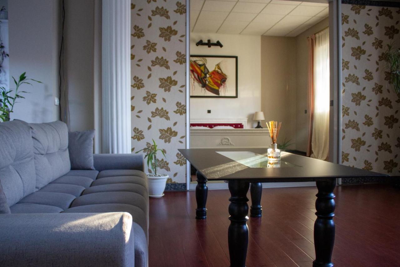 Yox Apartment 1 Oradea Luaran gambar