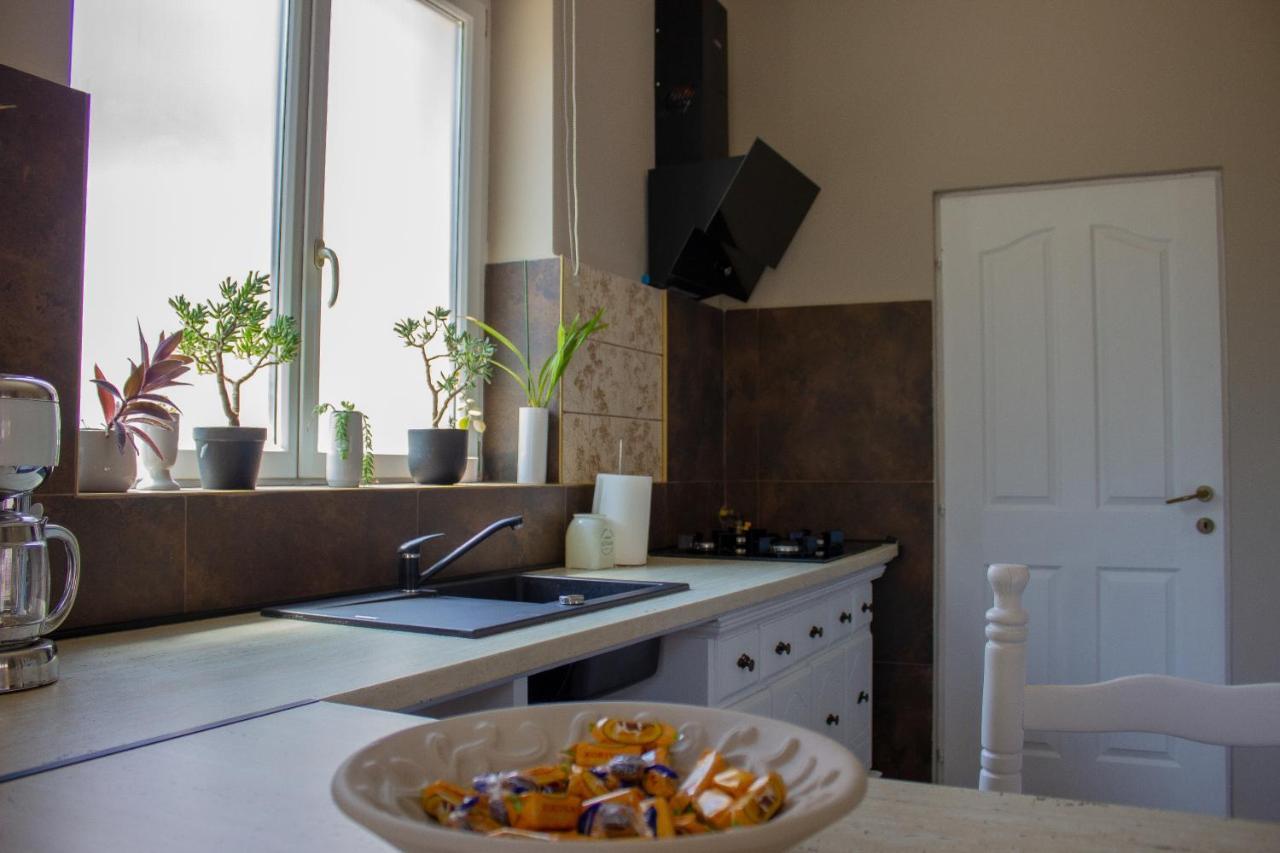 Yox Apartment 1 Oradea Luaran gambar