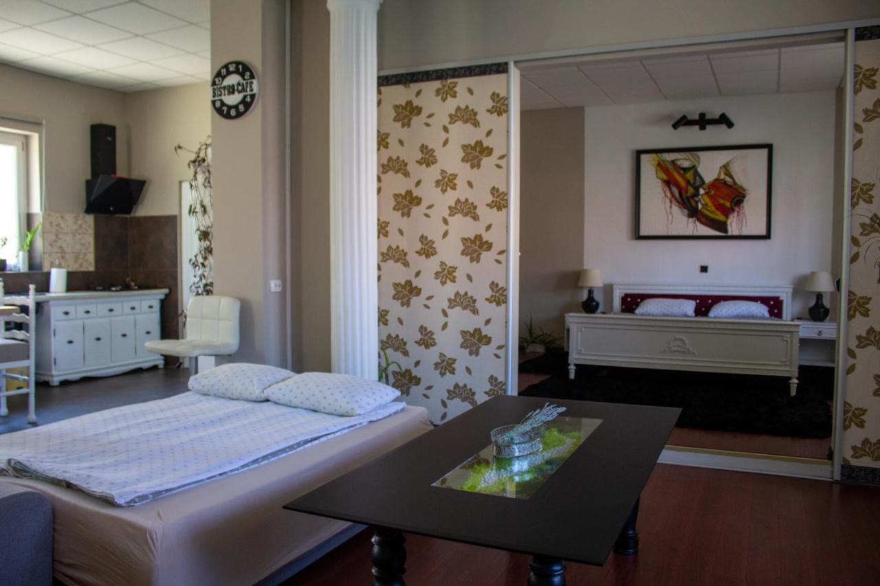 Yox Apartment 1 Oradea Luaran gambar